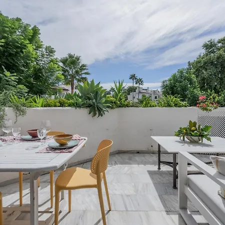 Apartment Golden Beach. Artola&friends *